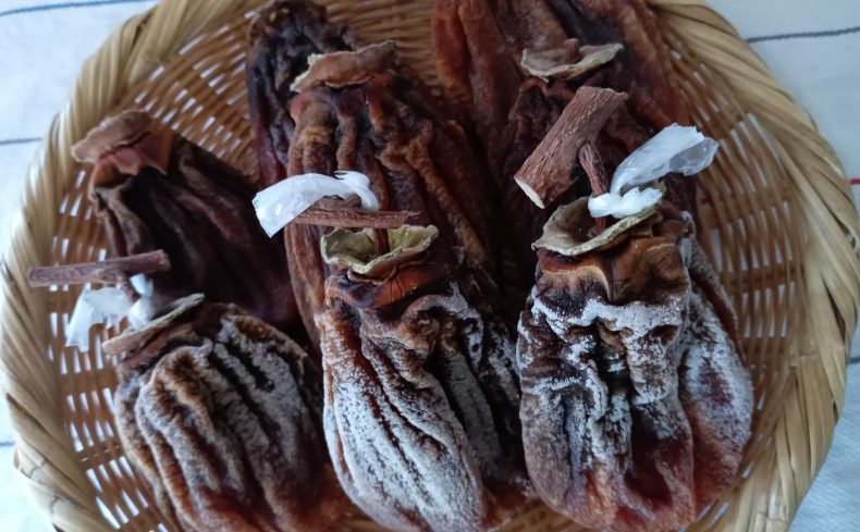 「干し柿」を作った体験談！祖母から受け継いだ作り方や保存のコツを紹介