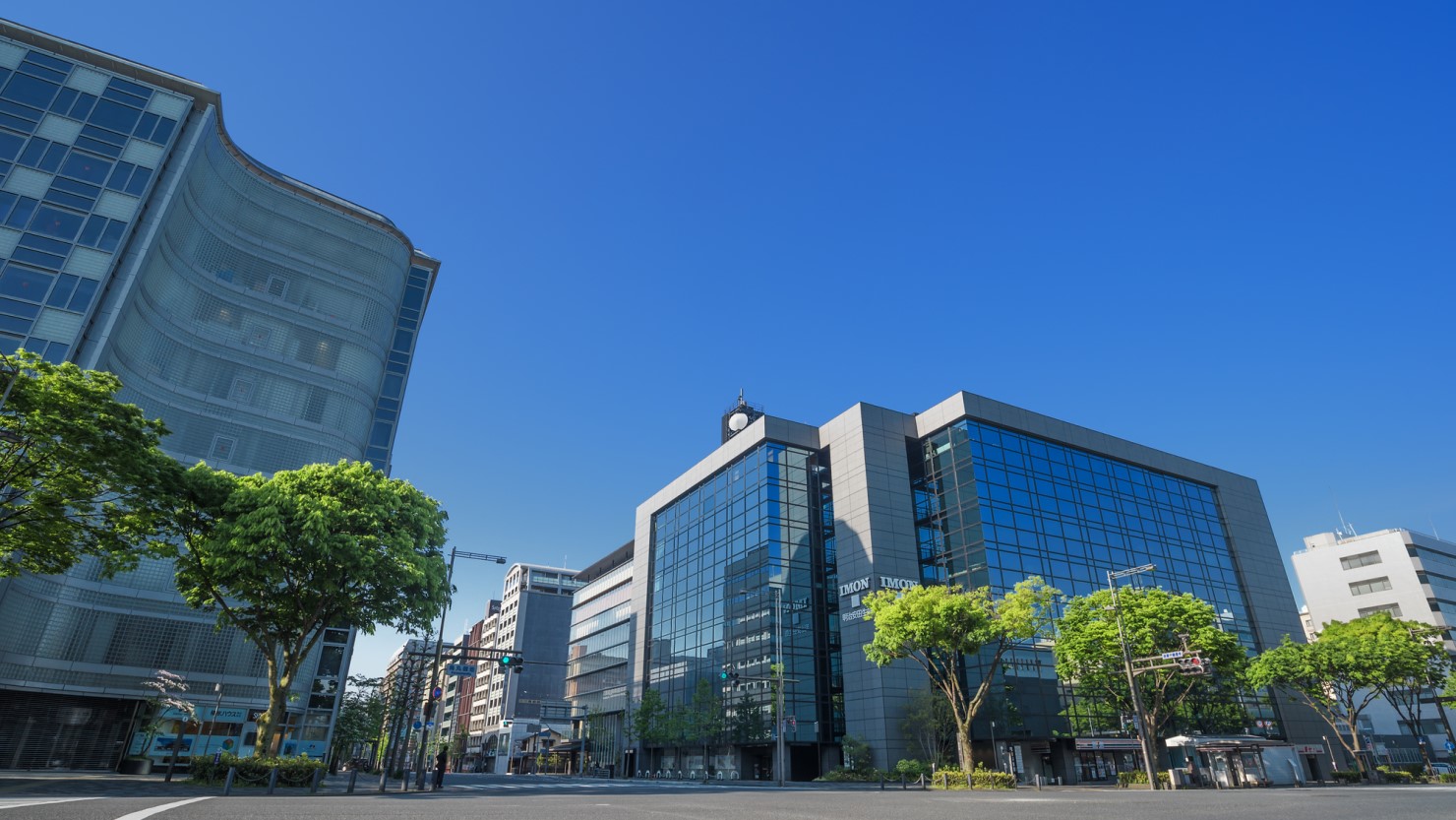 烏丸御池の交差点の風景