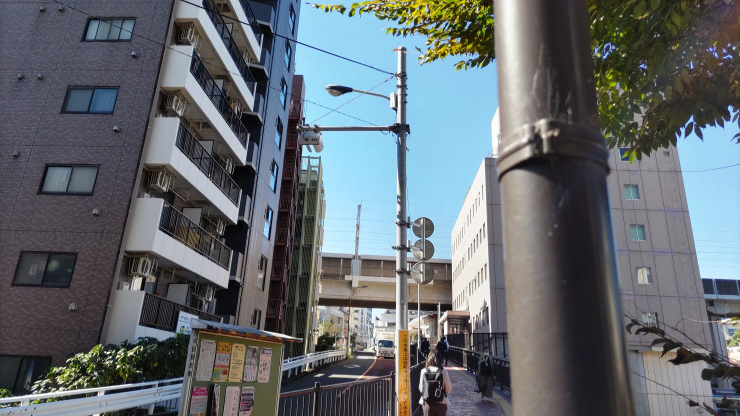 東十条駅南口の坂道