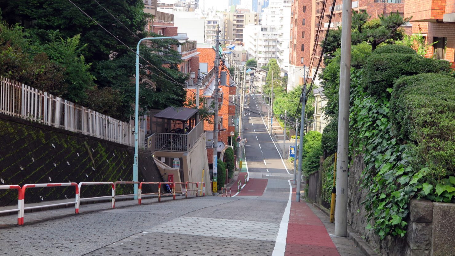 東京都内にある坂道