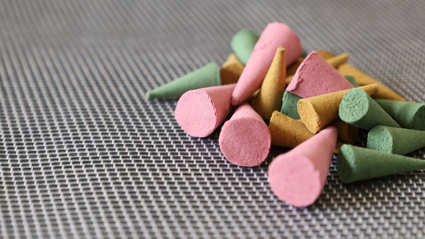 さまざまなお香