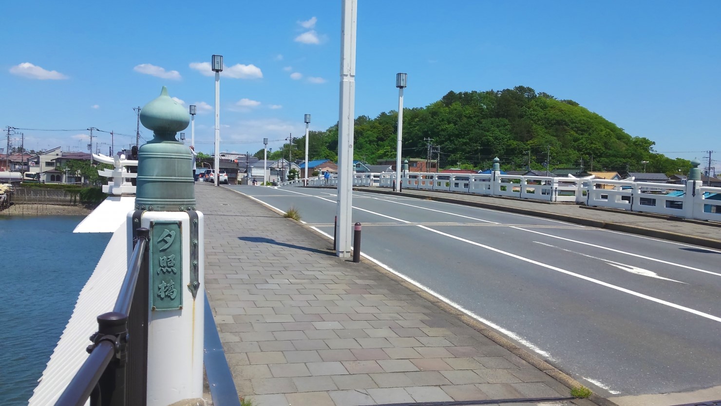 夕照橋と野島公園