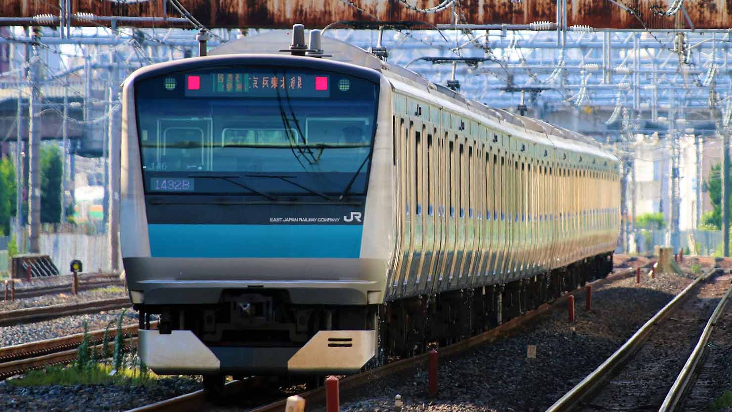埼玉県さいたま市から東京都千代田区、神奈川県横浜市西区をつなぐ京浜東北線