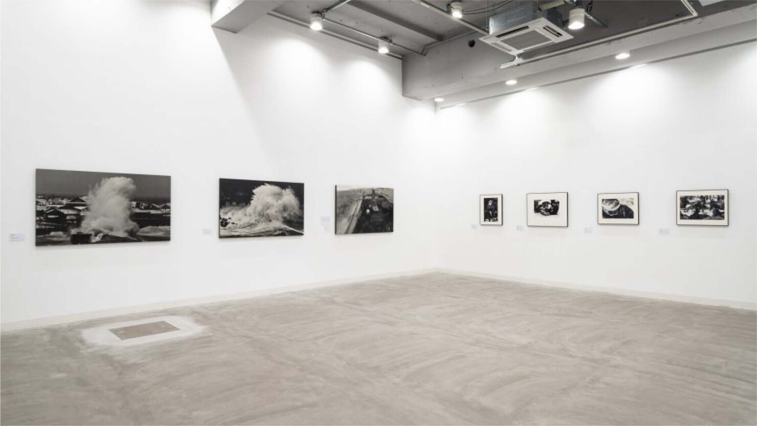 「横浜市民ギャラリーコレクション展2022 モノクローム ―版画と写真を中心に」　© Ken KATO