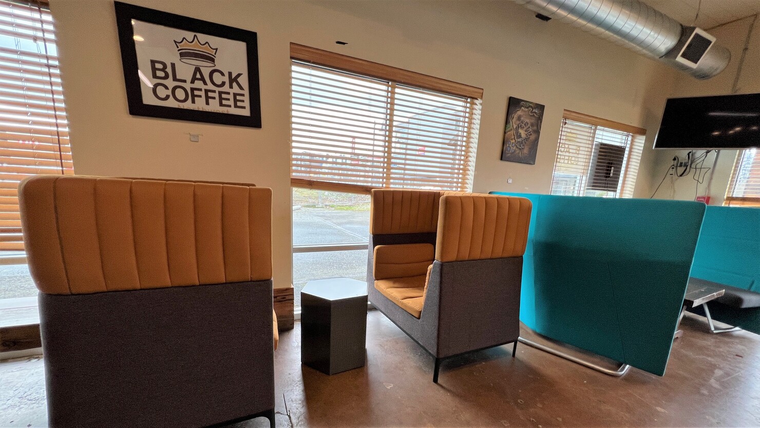 私のサード・プレイス的な存在の「Black Coffee Northwest」 © Masami Suzuki