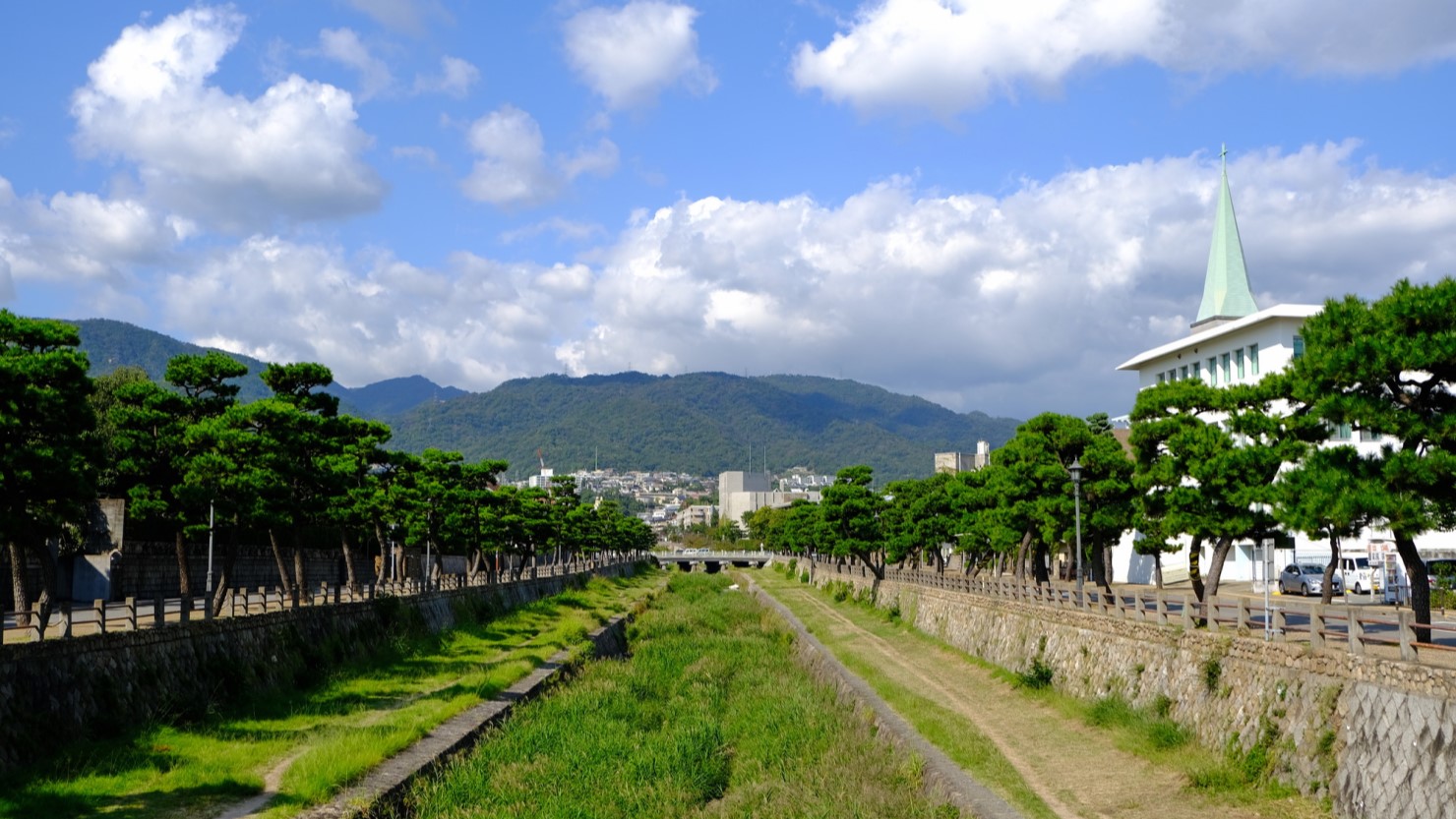 芦屋川沿いの風景