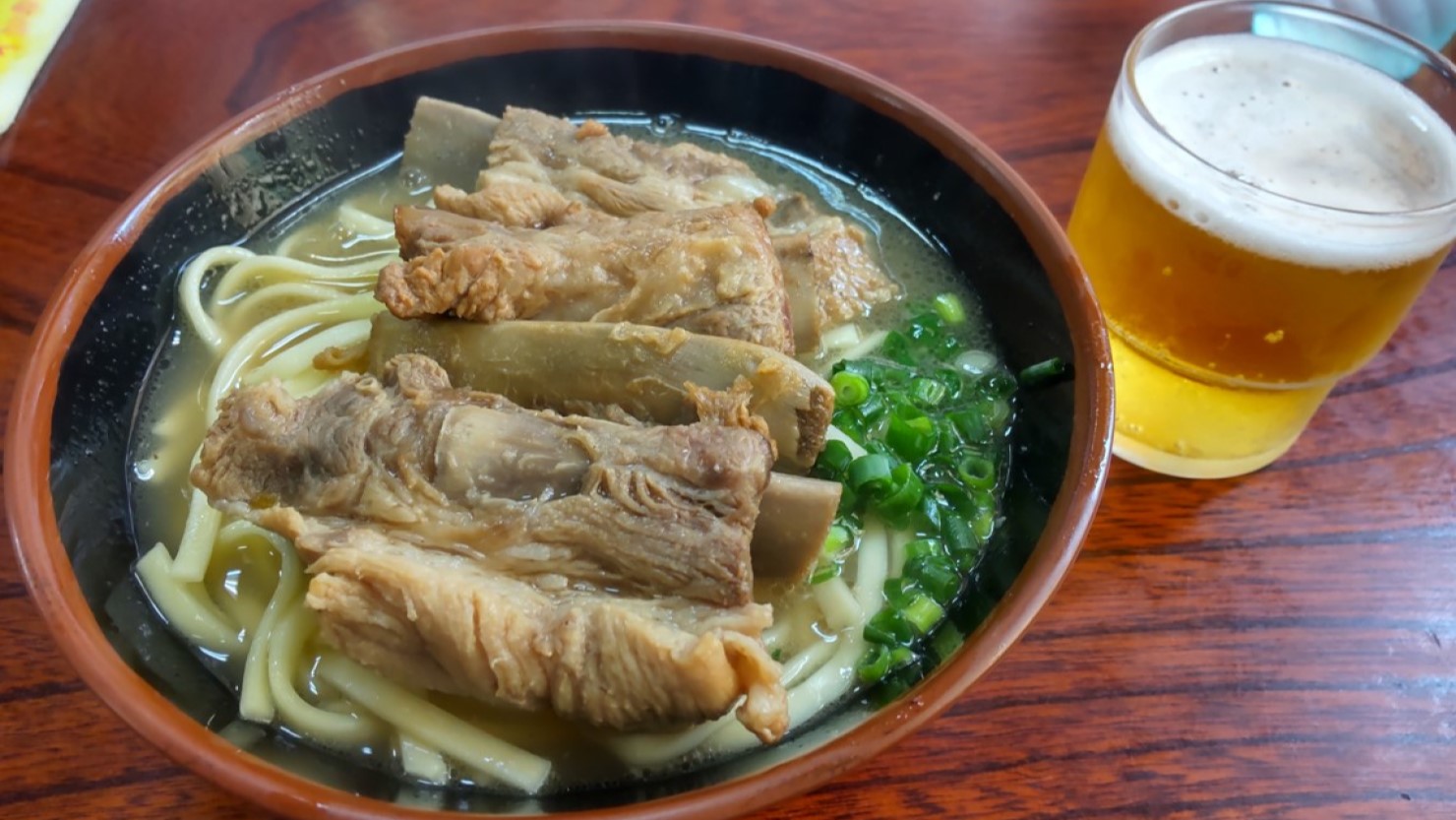 沖縄タウンにある沖縄料理店