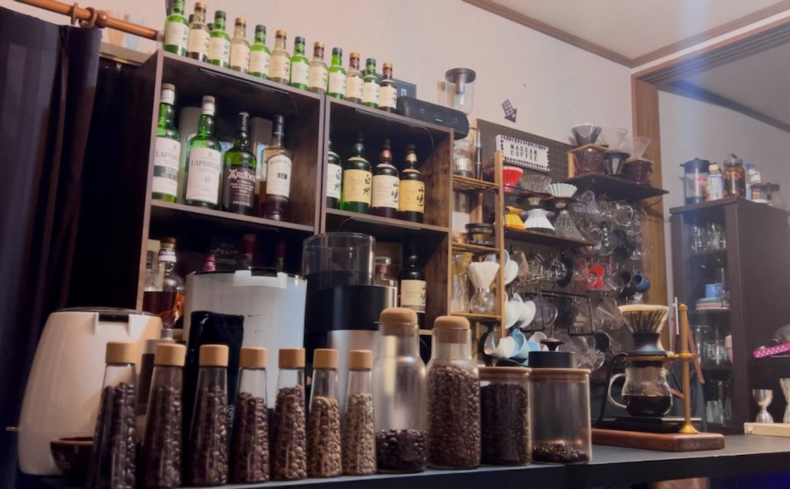 自宅に”ホームバー”のある暮らしの体験談。魅力・楽しみ方・おすすめの作り方を紹介