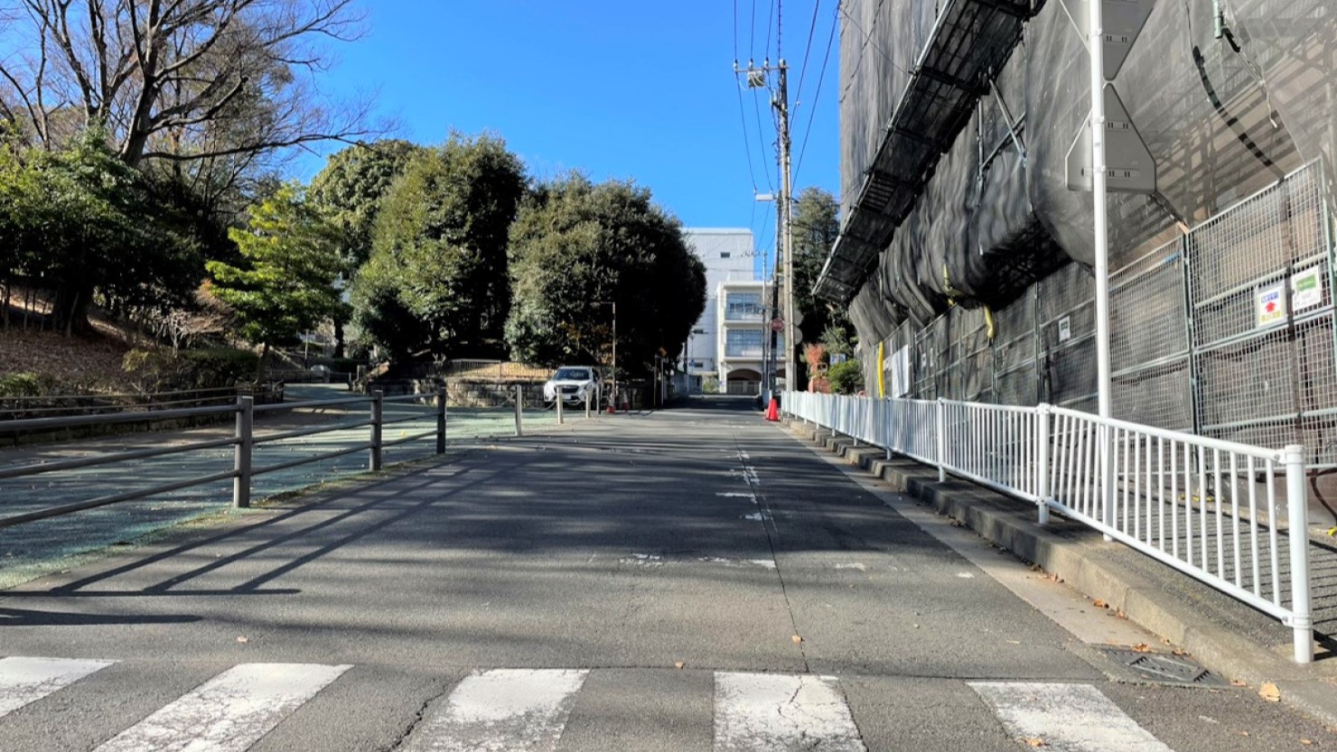 野毛山付近にある坂道