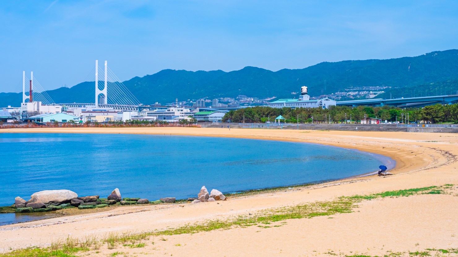 南芦屋のビーチ