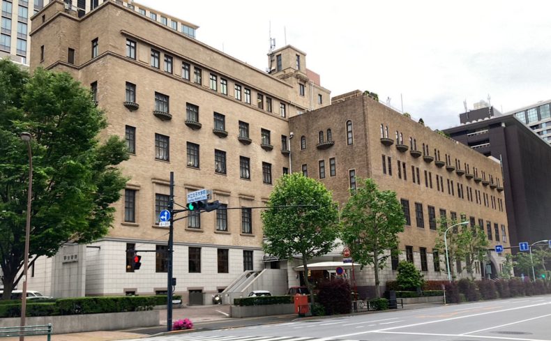 東京都「神保町」のおすすめ散歩スポット”10選”！レトロとカルチャーが共存する世界一の古書店街