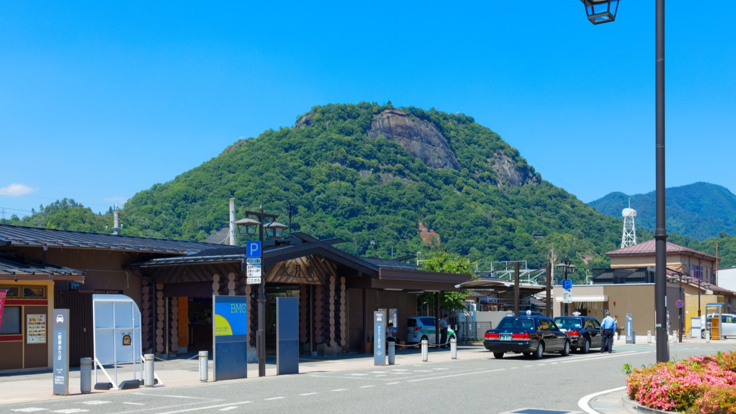 JR新宿駅まで約1時間で行けるJR大月駅
