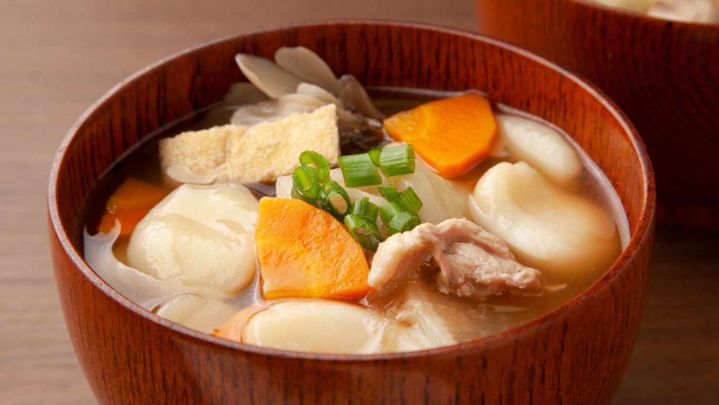 小麦を練った煮込み料理が多い