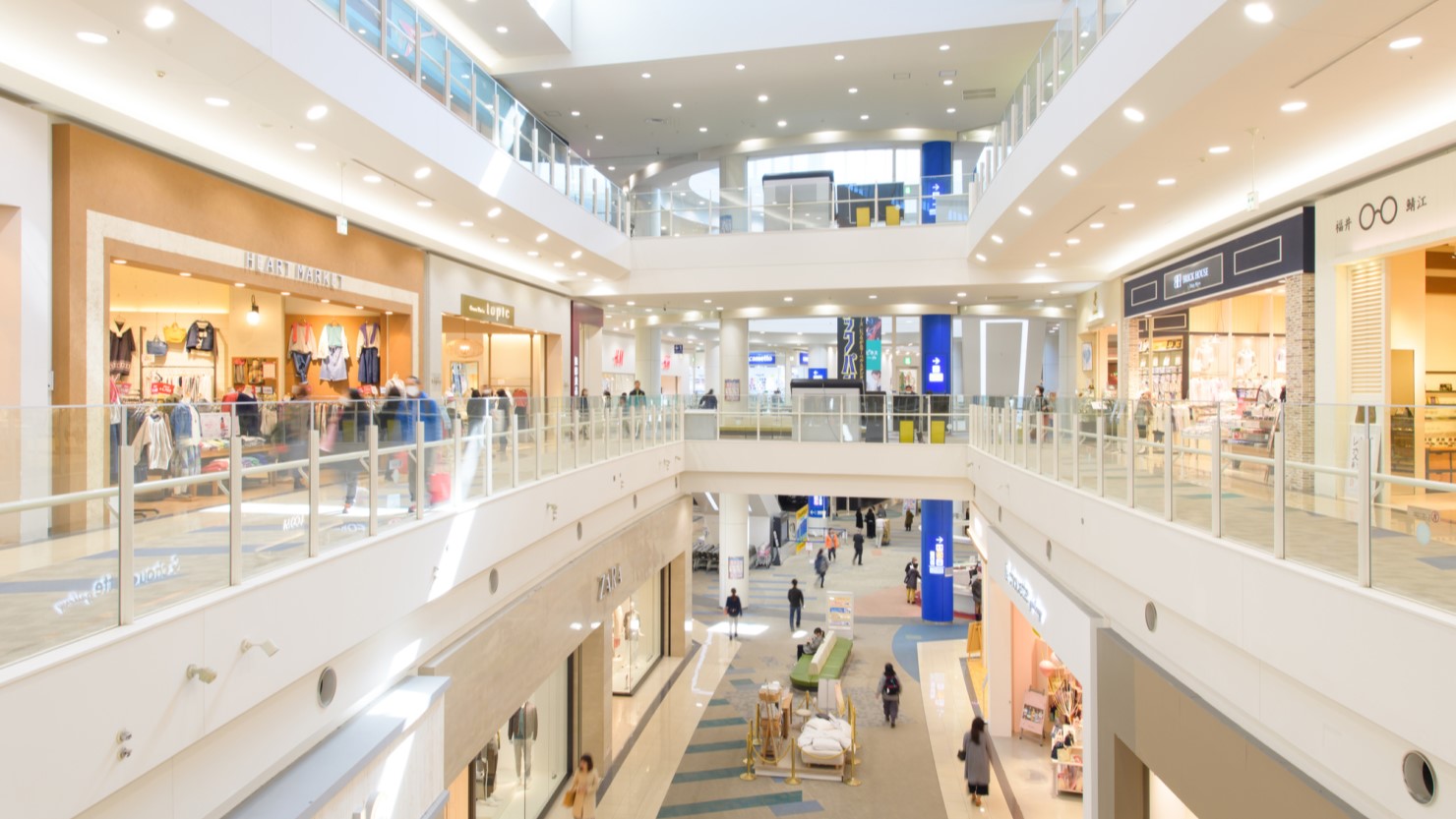 ショッピングモール