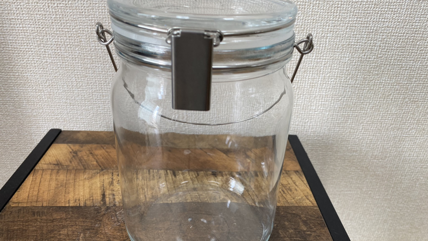 私が果実酒作りで使用しているガラス瓶