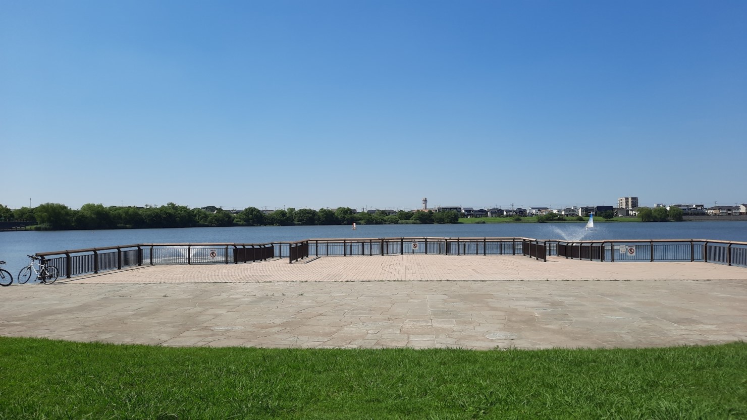 レイクタウン水上ステージ