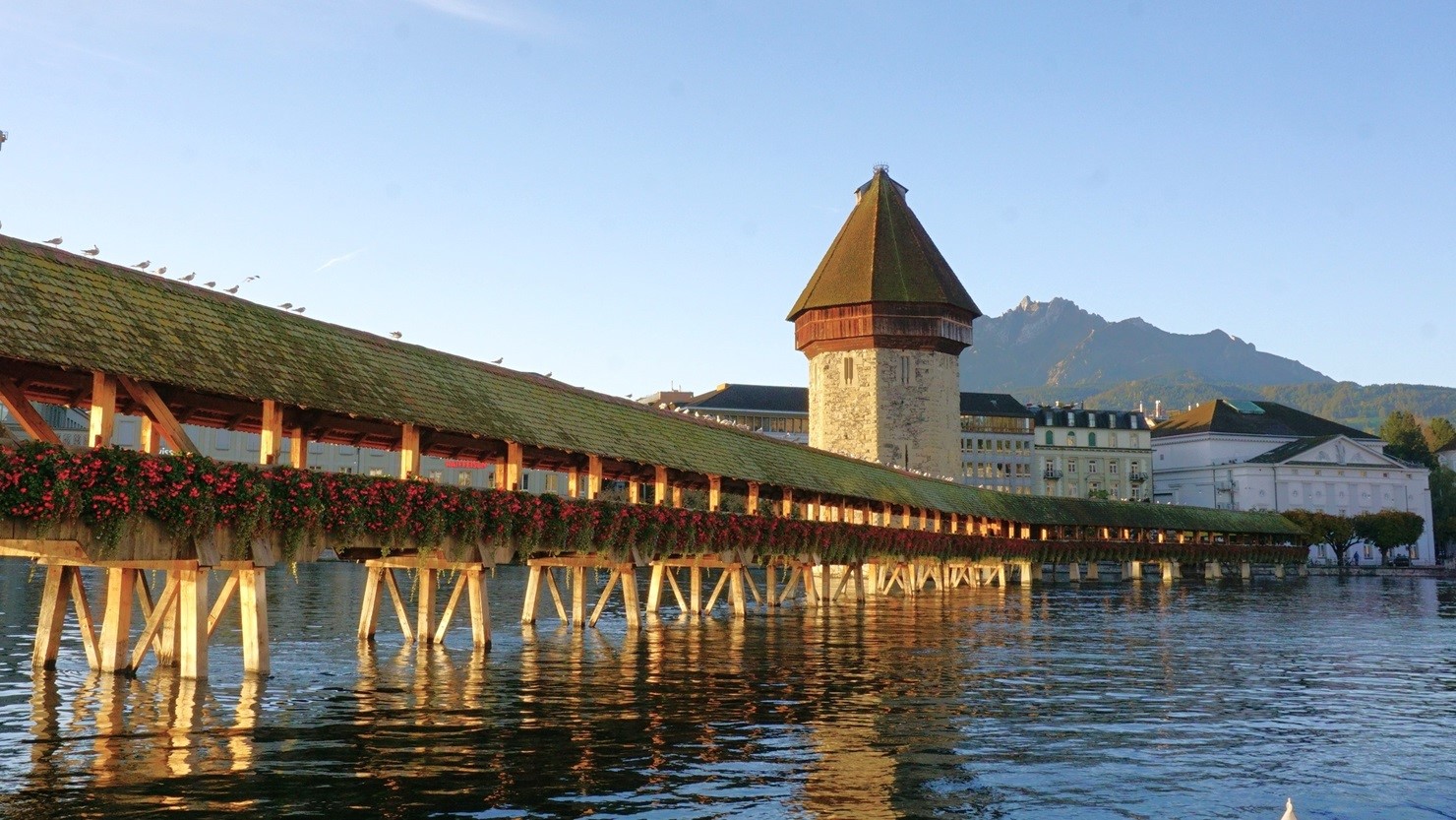 スイスを代表する観光名所ルツェルン　© Satomi Iwasawa