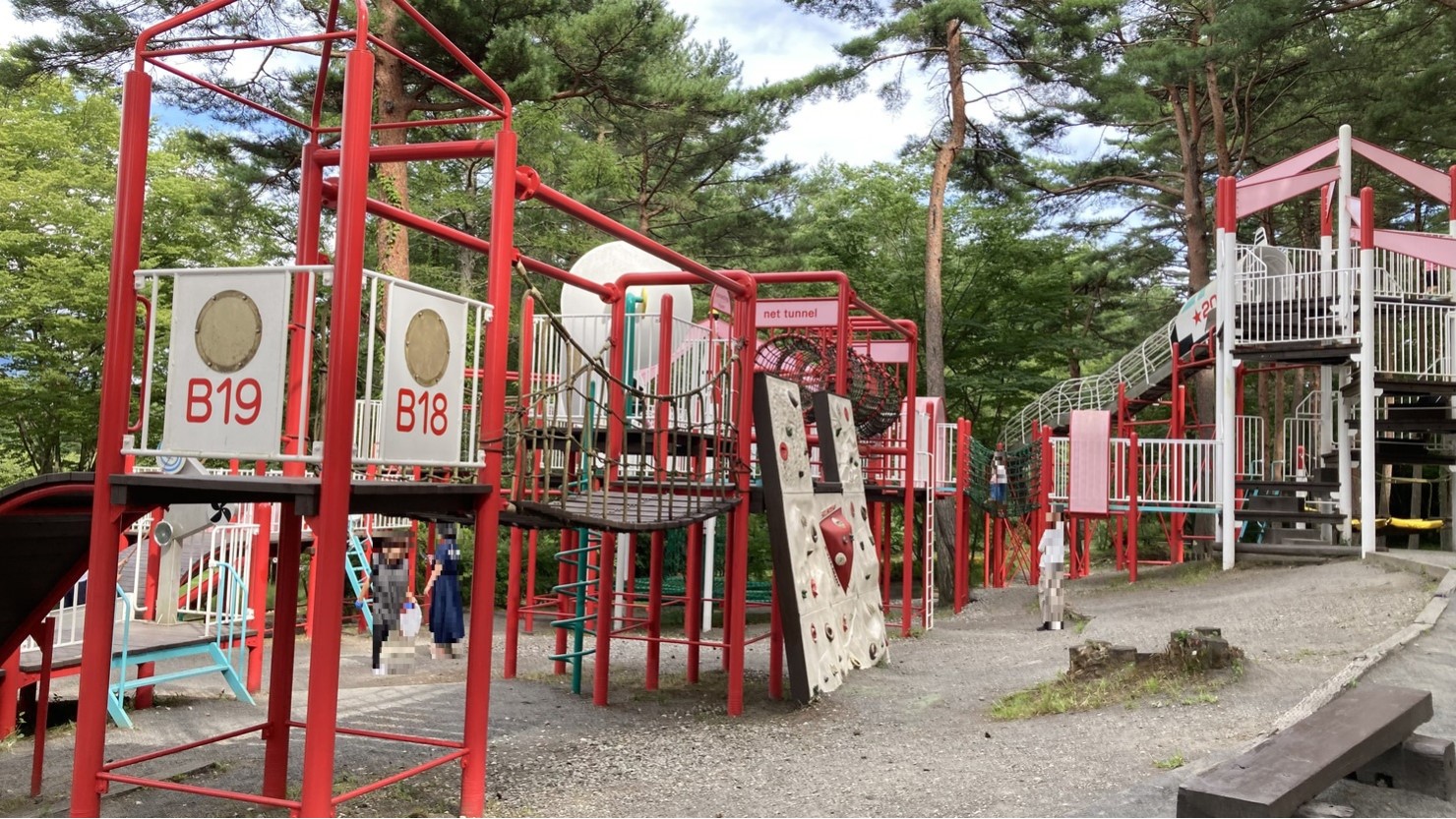 自然に囲まれた公園は子どもも大満足