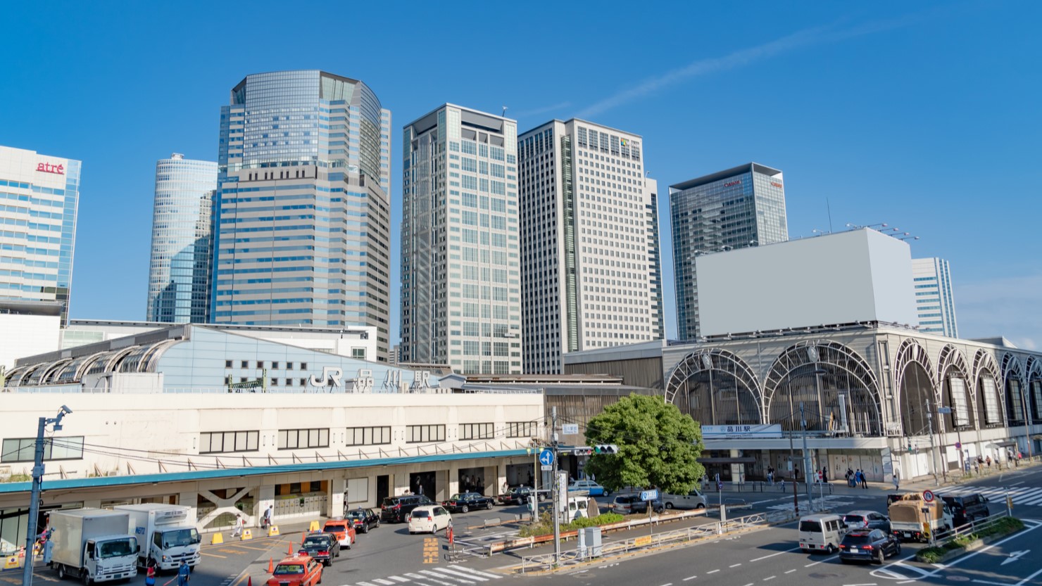品川駅前の風景
