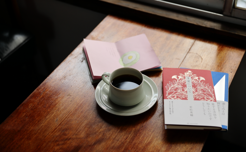 大阪・野田阪神の「awaiya books」の魅力。ひっそりと本と向き合う豊かな時間がある街