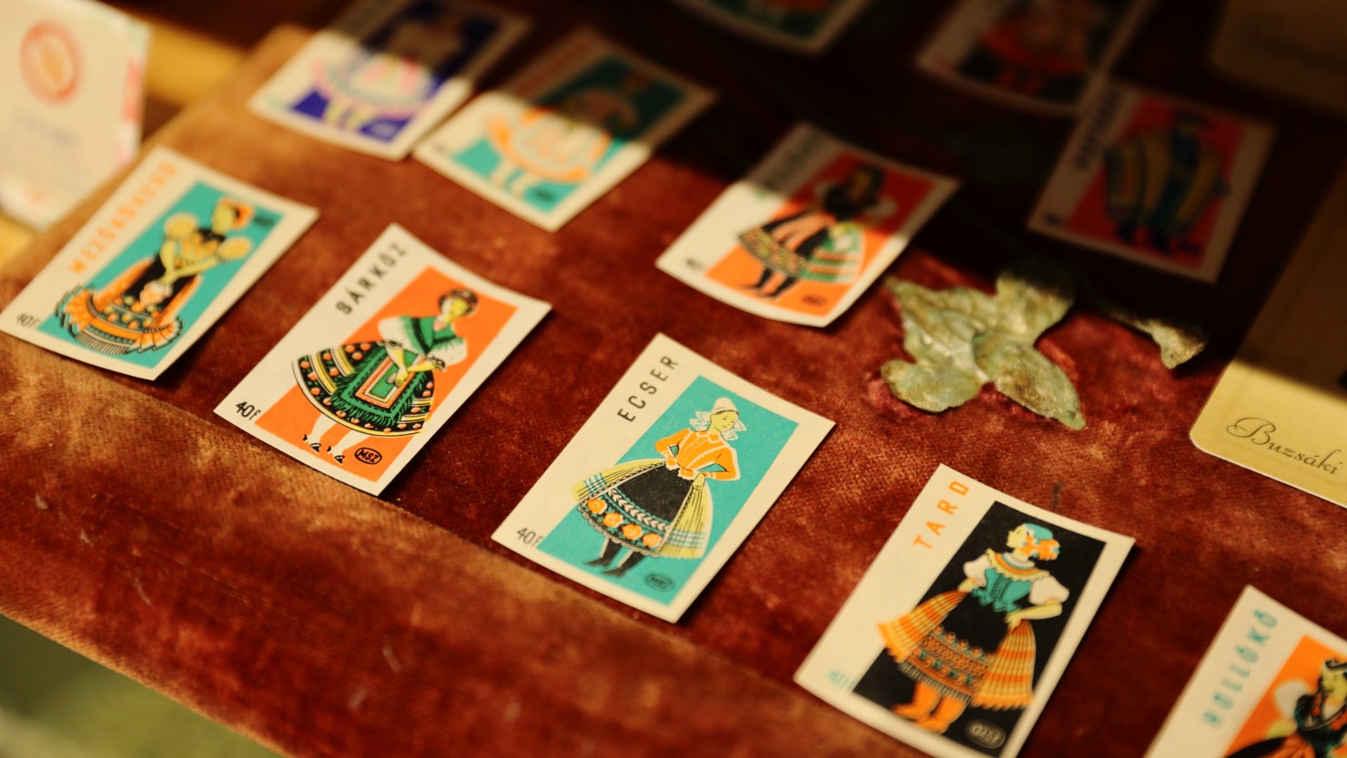 紙ものもかわいい東欧。店内の商品を一つひとつ見ていくと、時間が足りなくなりそう！