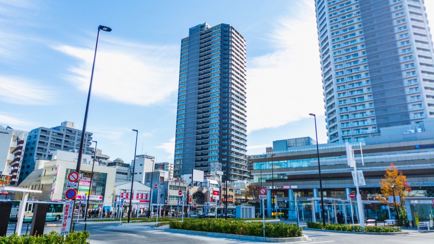 国分寺駅北口の風景