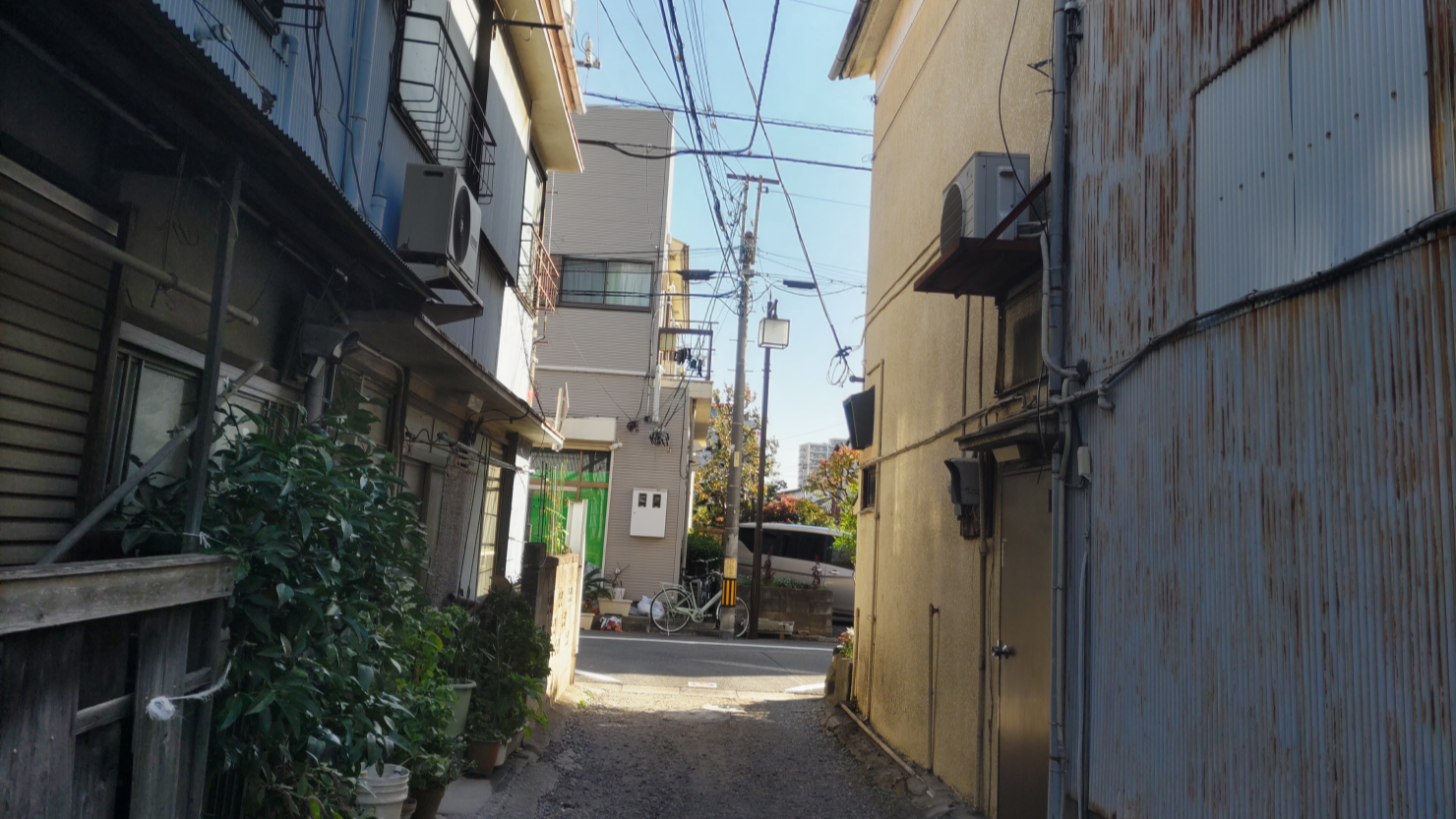 川口宿旧本陣の門がある路地