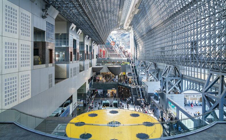 「JR京都線」沿線の住みやすさは？各駅の魅力や穴場駅を沿線住民が紹介