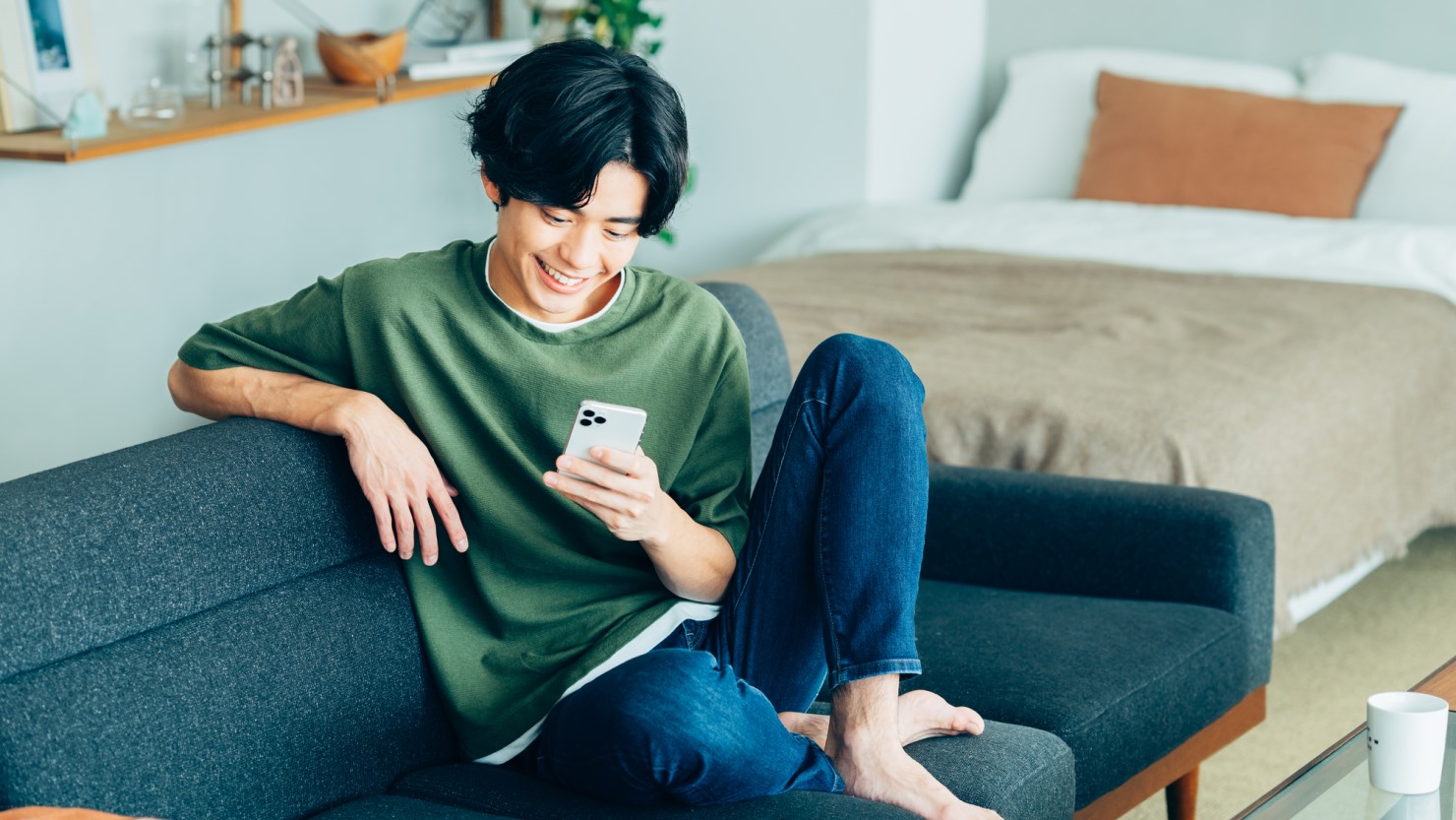 一人暮らしをする男性のイメージ