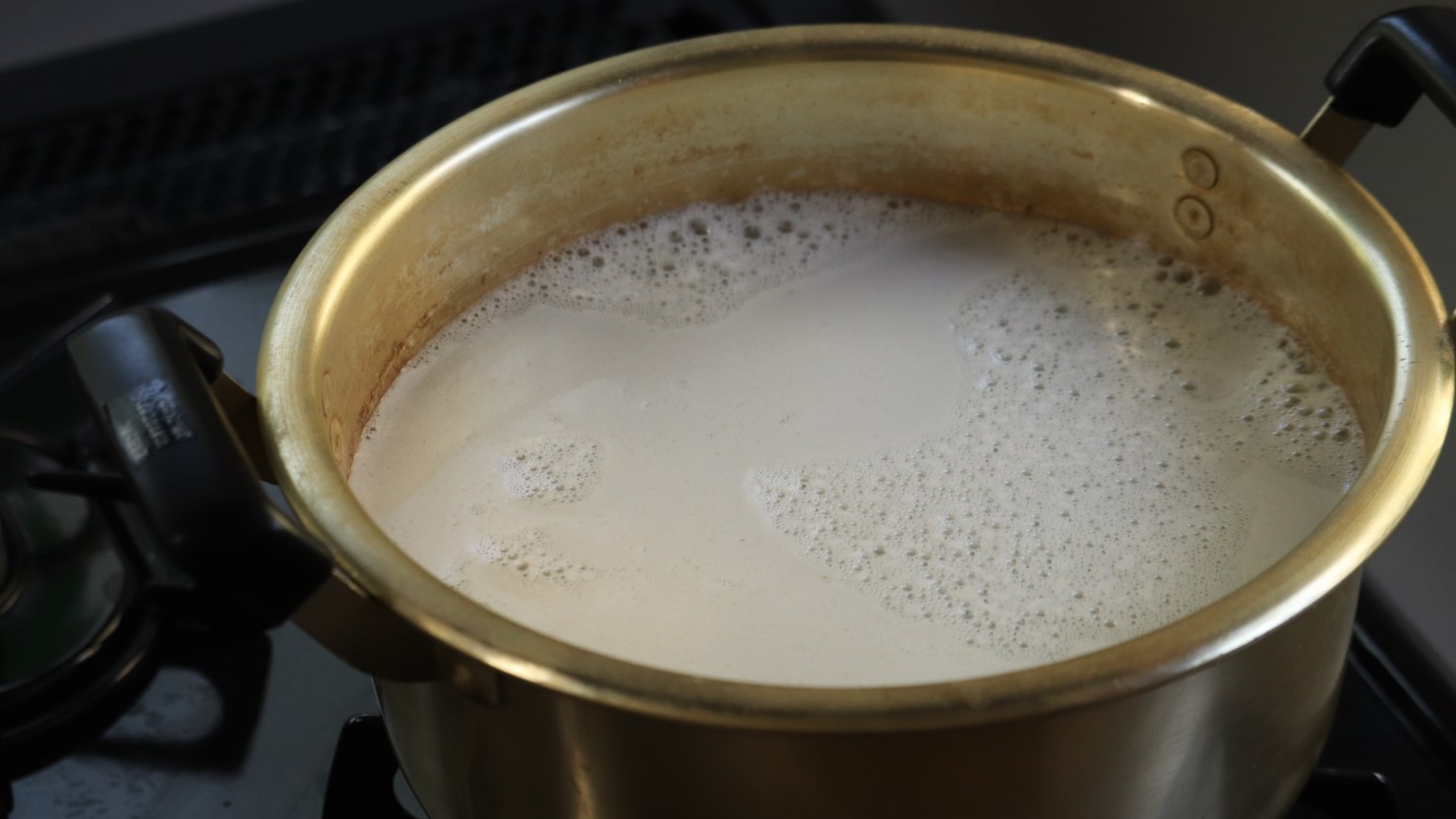 米のとぎ汁を用意する