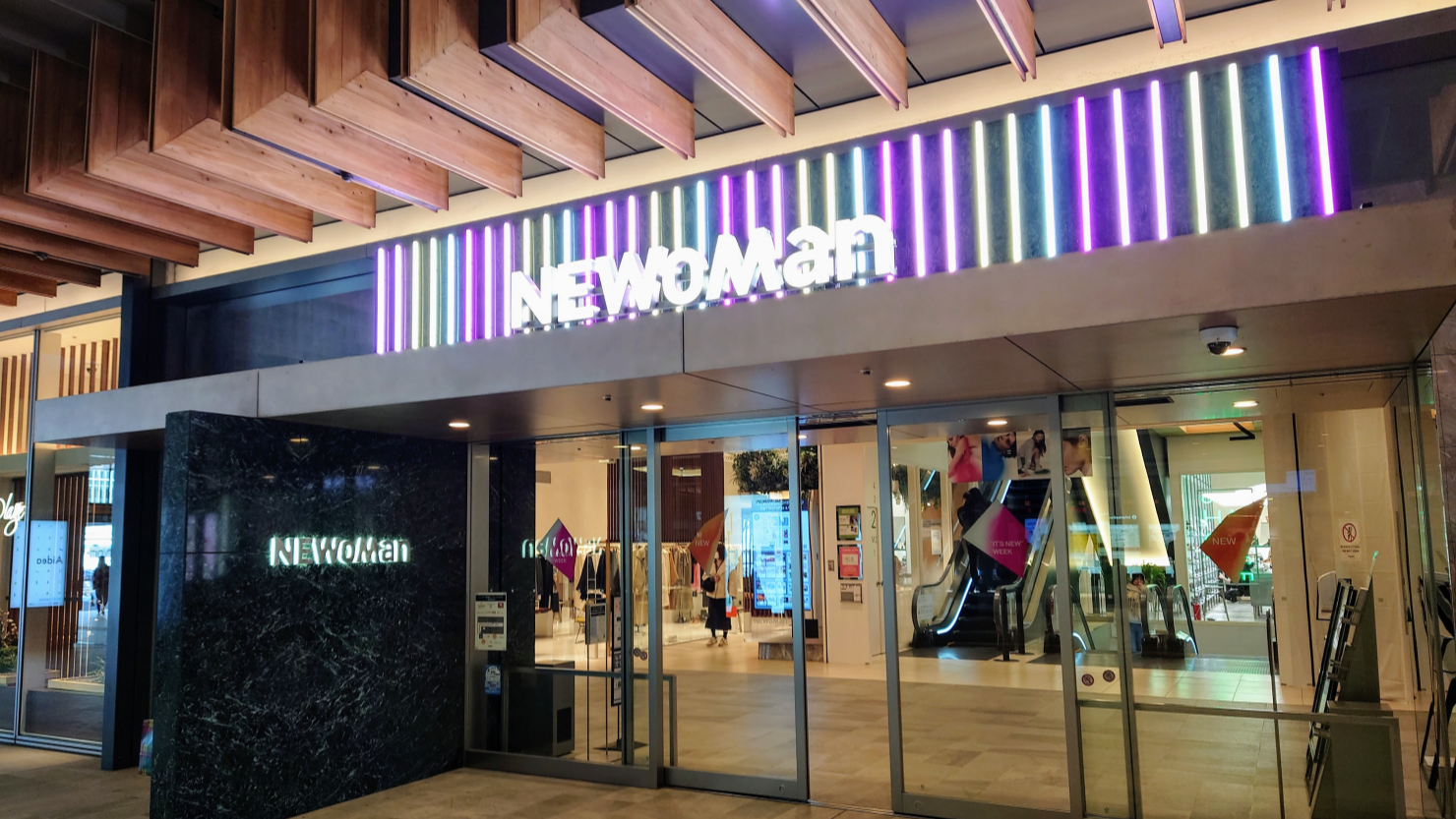 NEWoMan新宿