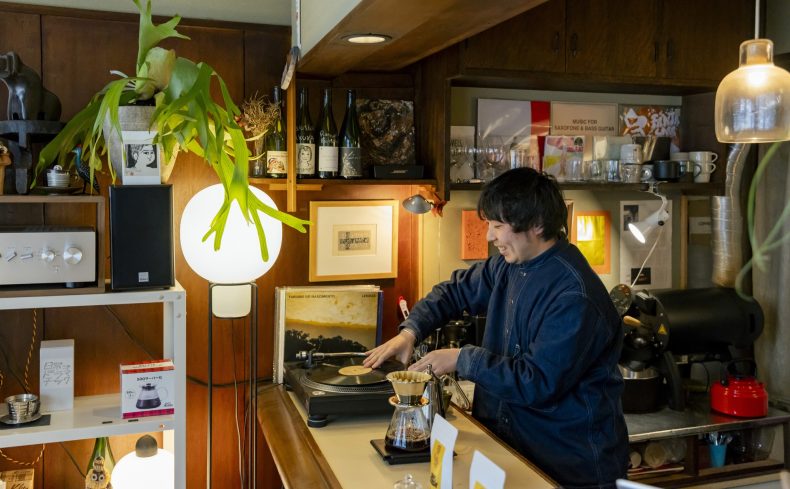 大阪・西田辺「COFFEE LONG SEASON」の店主が語る、福岡から帰阪し見えてきたネクストブレイク候補の街