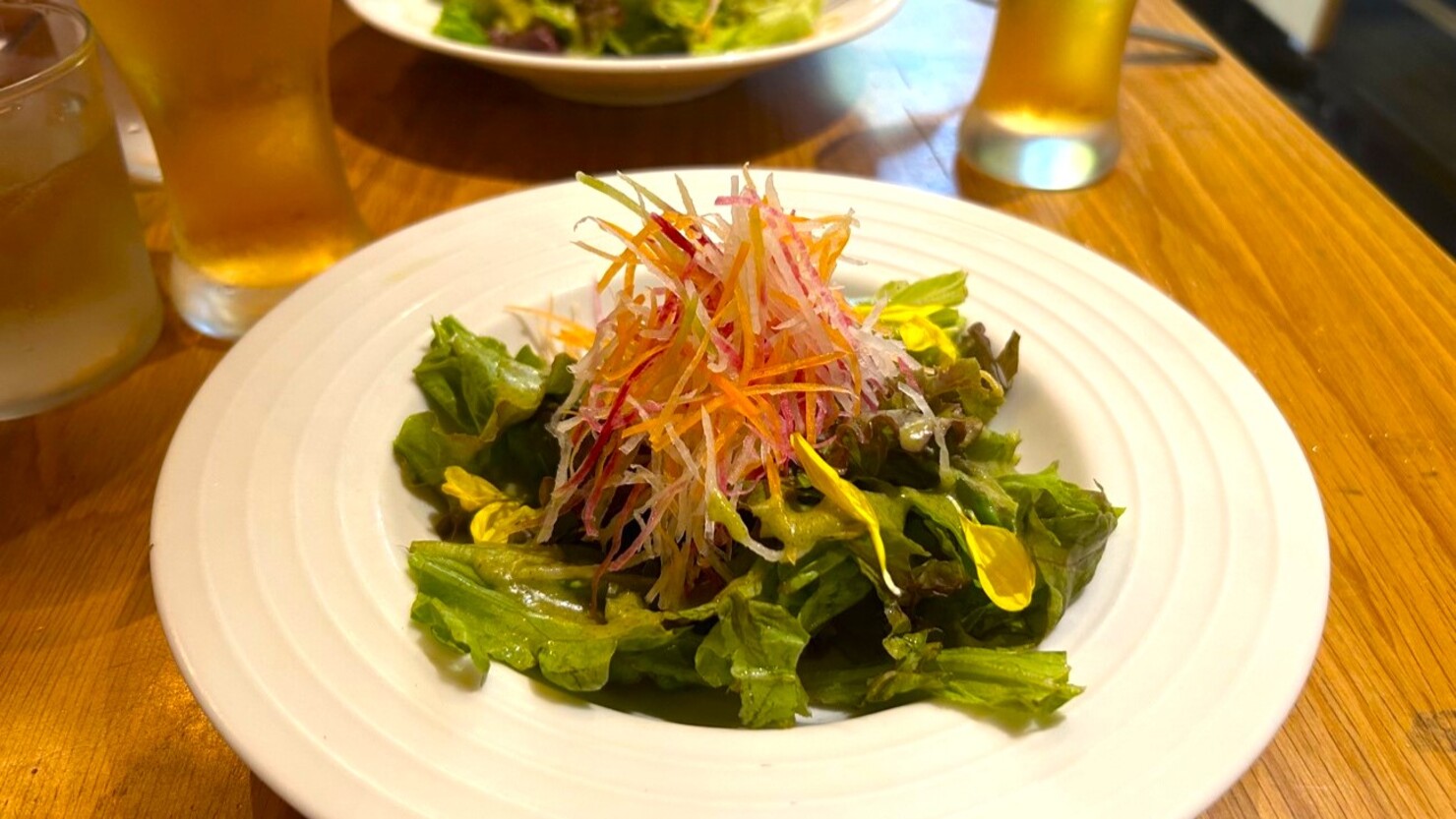 明るく和やかな雰囲気と丁寧な接客が心地いい八代目伏見双雲堂　© IKUMI