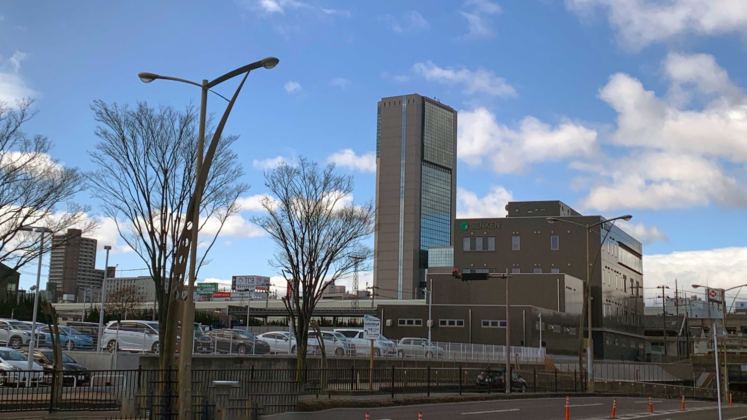 ビッグアイには市役所出張所のほかプラネタリウムもある