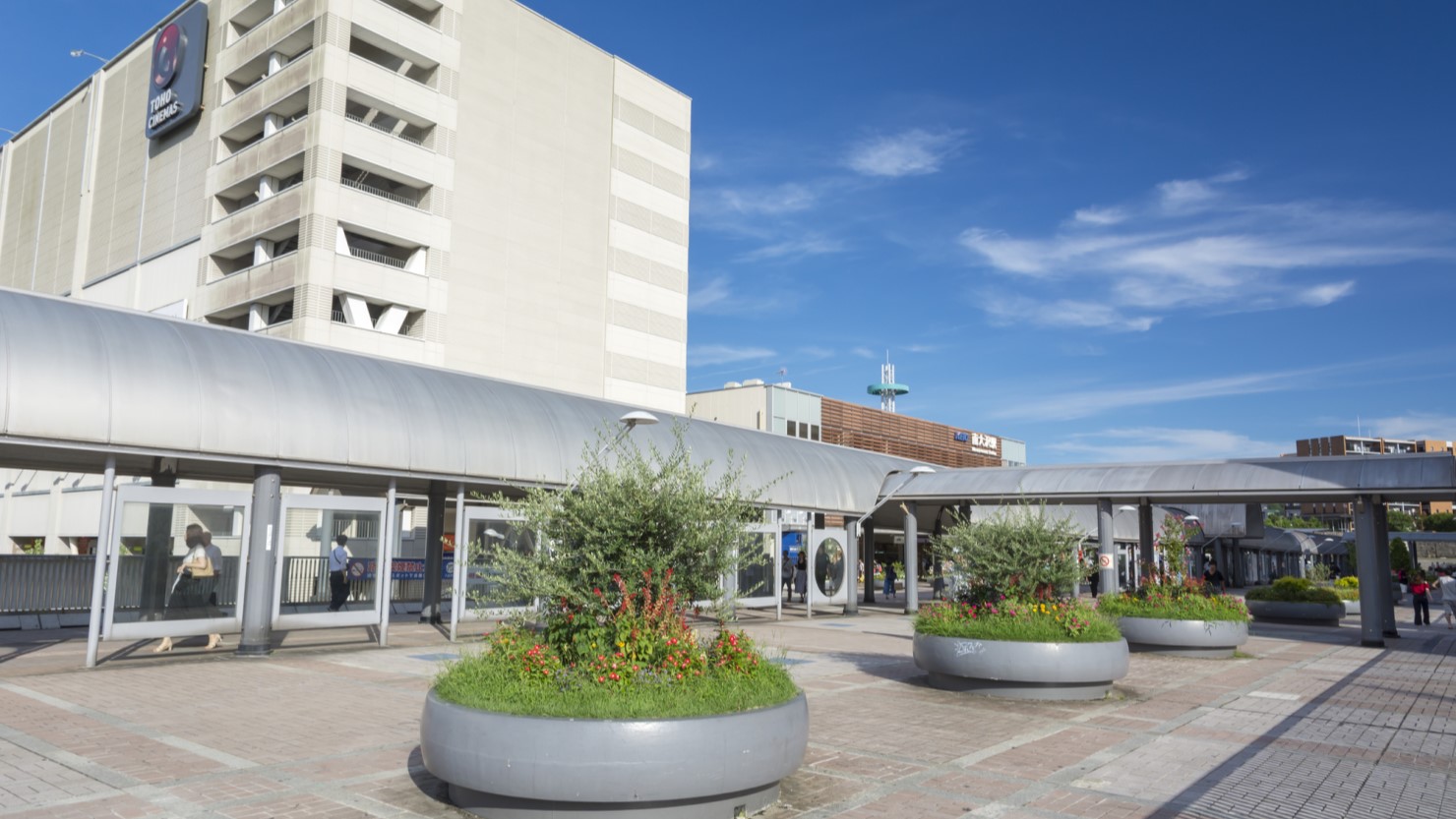 南大沢駅周辺に広がる歩行者スペース南大沢駅周辺に広がる歩行者スペース