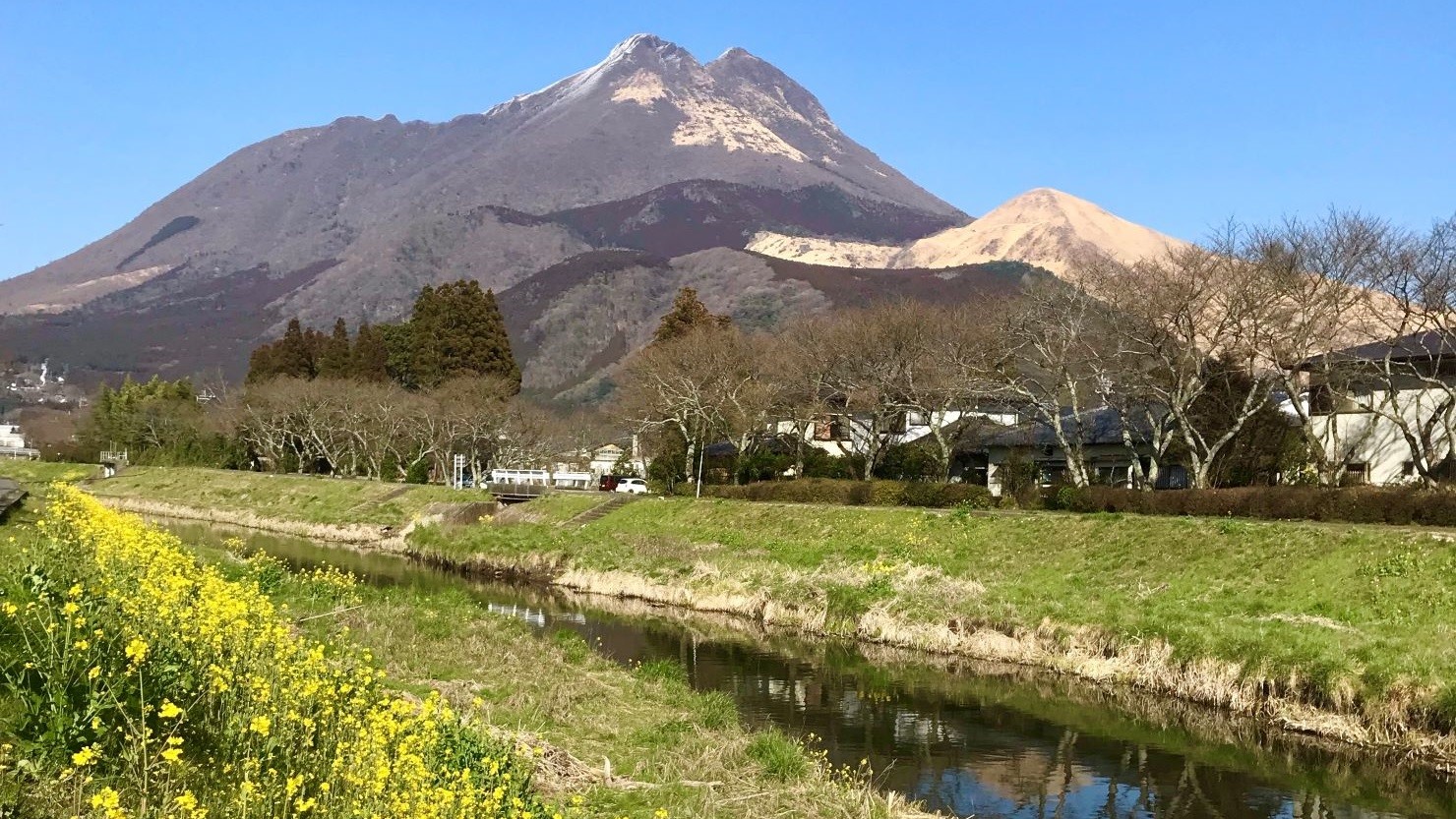 由布市・由布岳