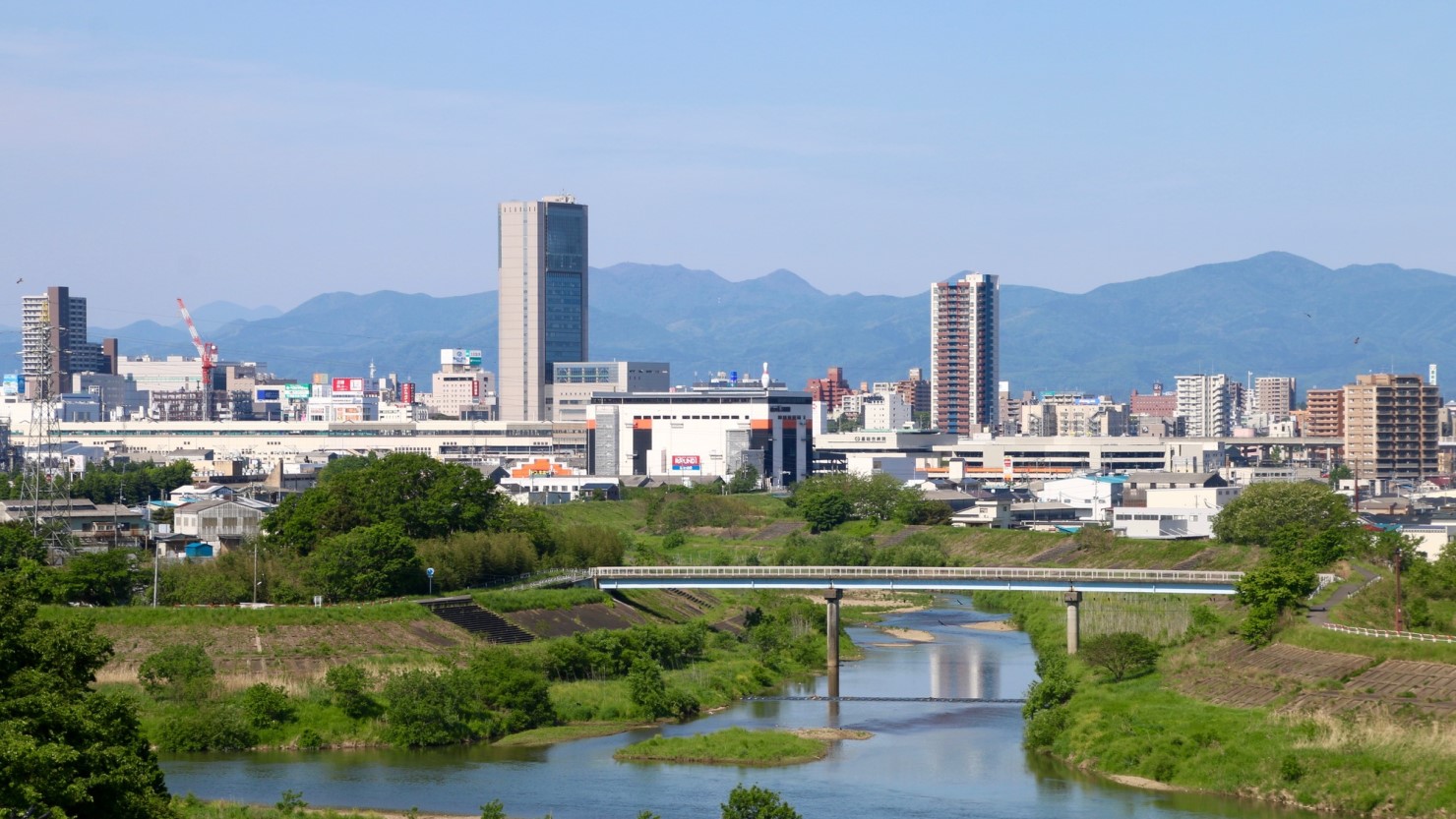 郡山市の中心街の風景