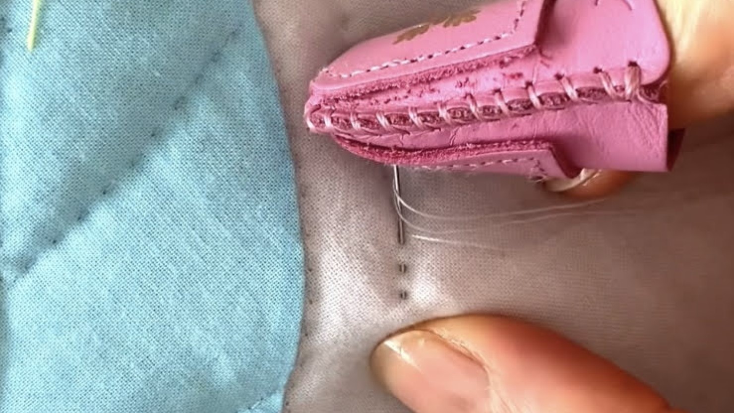 ハワイアンキルトのキルティング作業