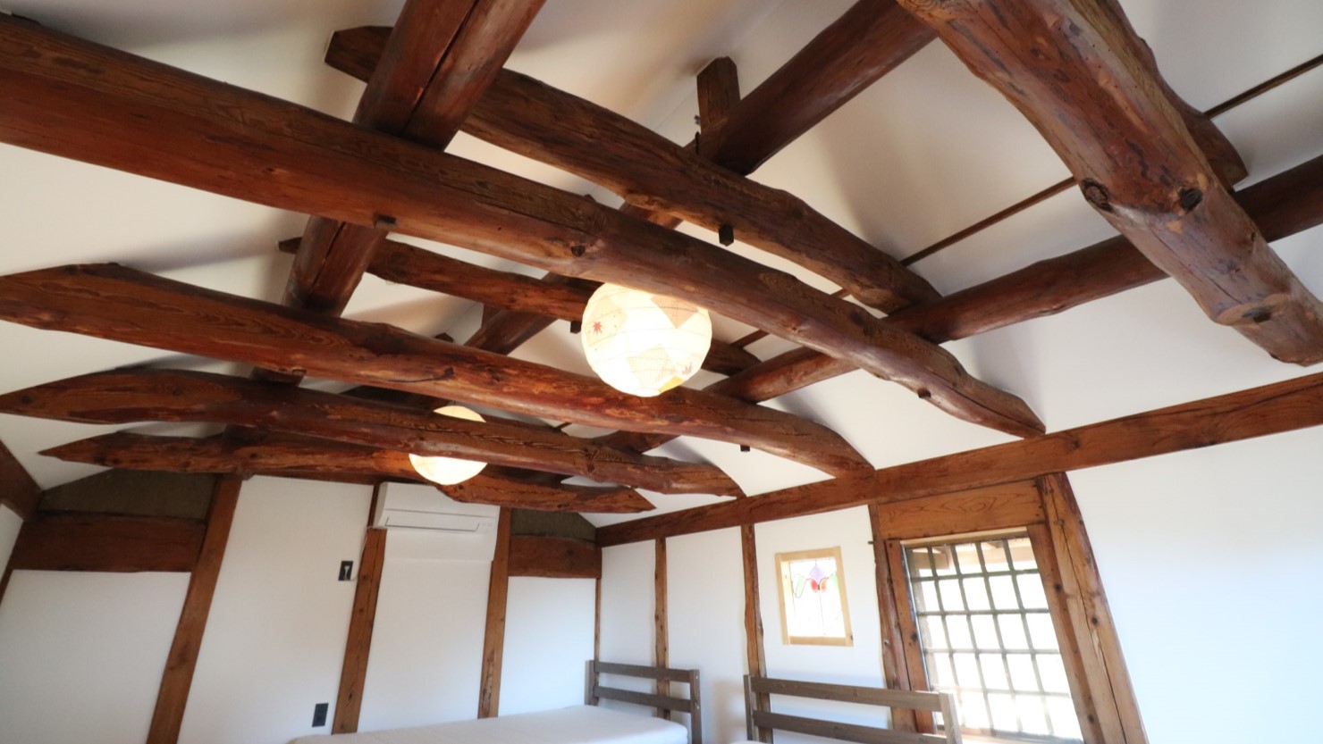 リノベーション後の2階天井