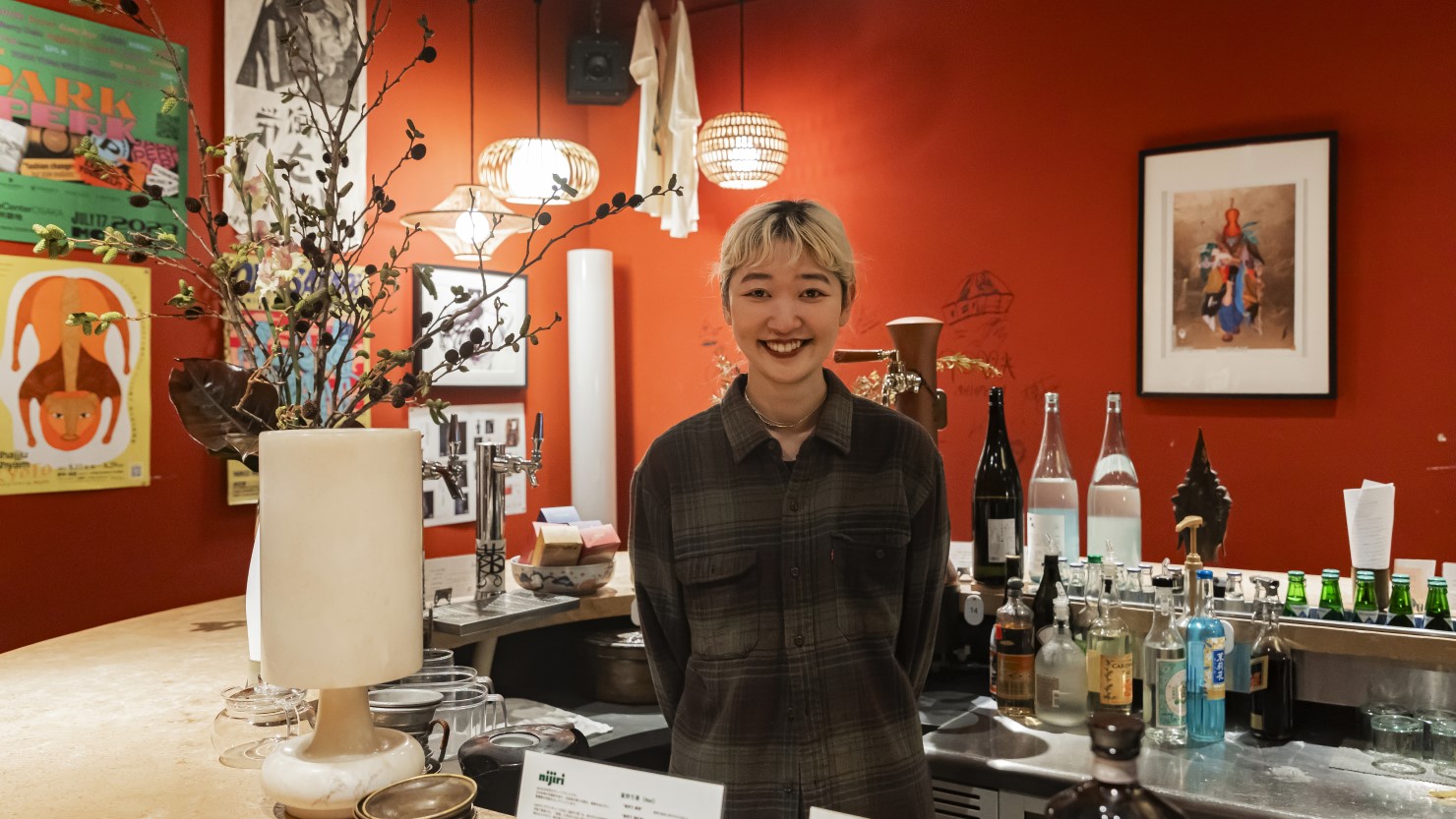 マネージャーを務める宮内はるなさんはアパレル業界から「横目」に