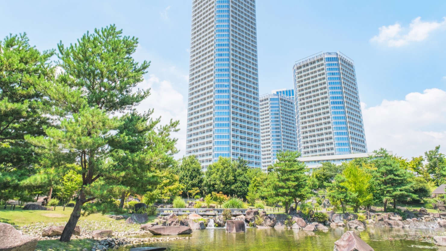 二子玉川公園とタワーマンション群
