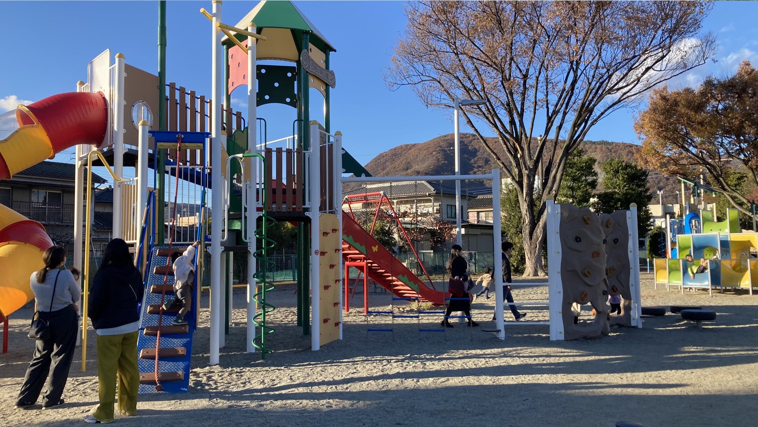 目が行き届くちょうどいい規模の公園