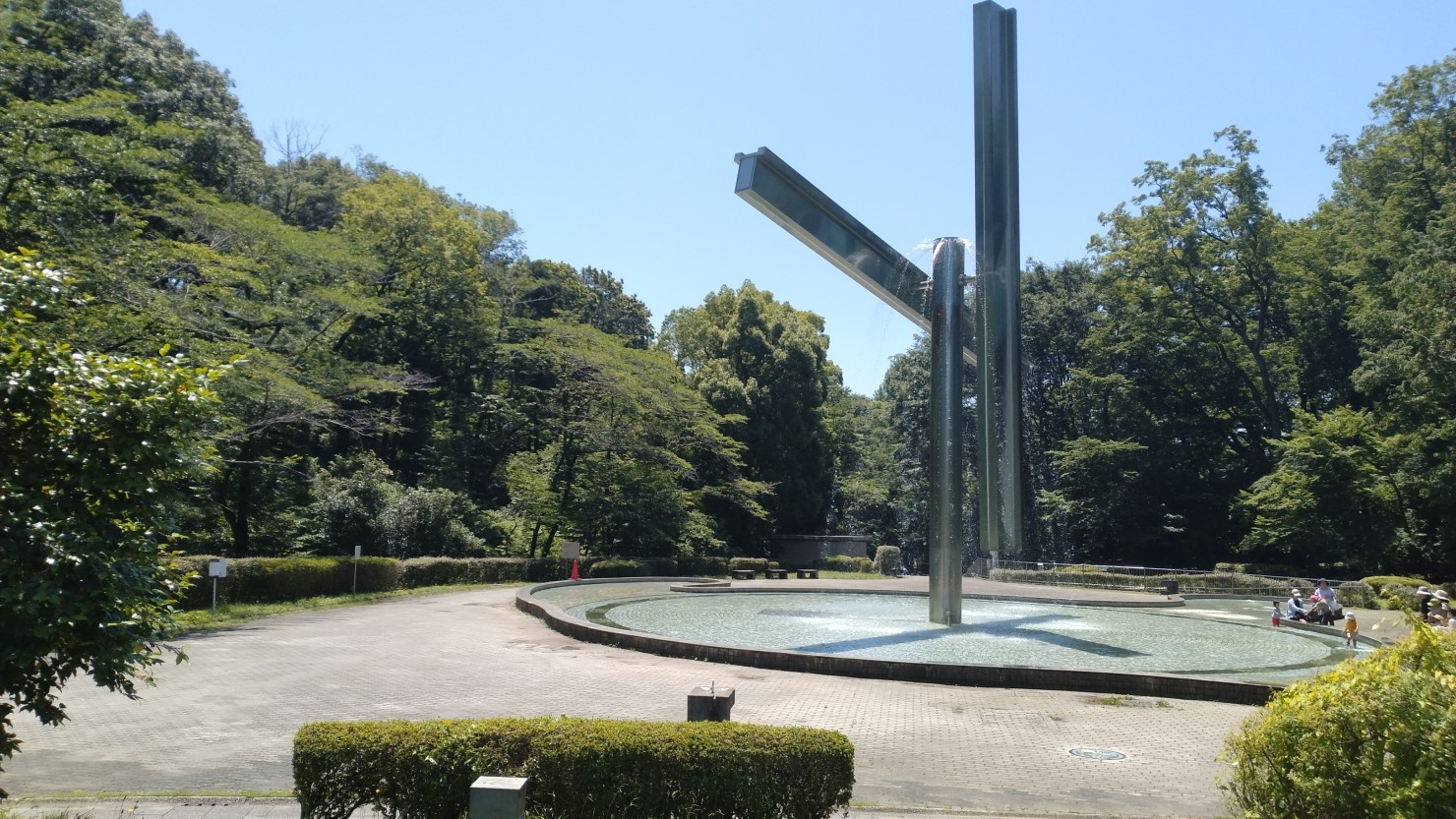 芹ヶ谷公園のじゃぶじゃぶ池