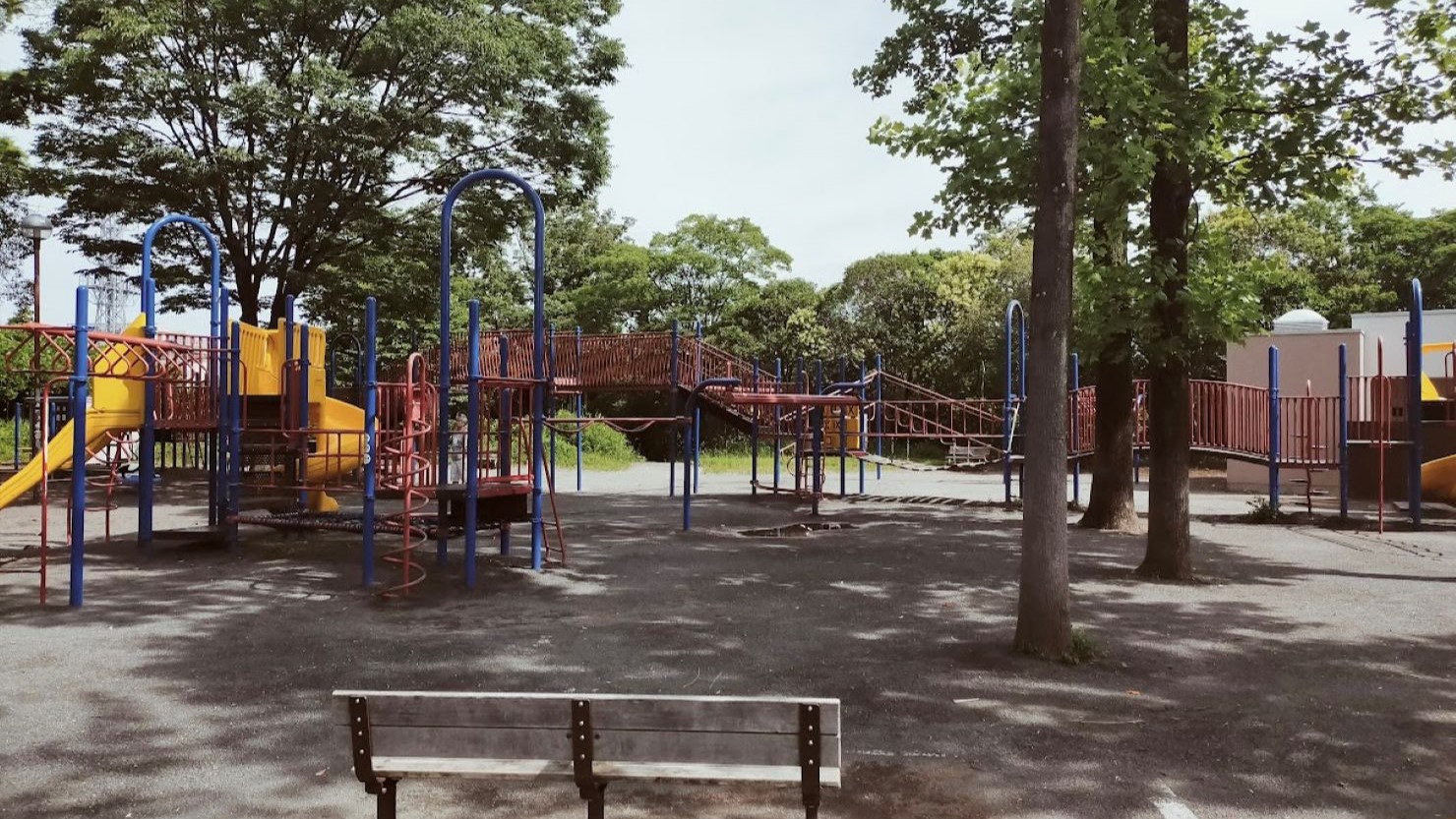 鷺沼公園　大きな遊具