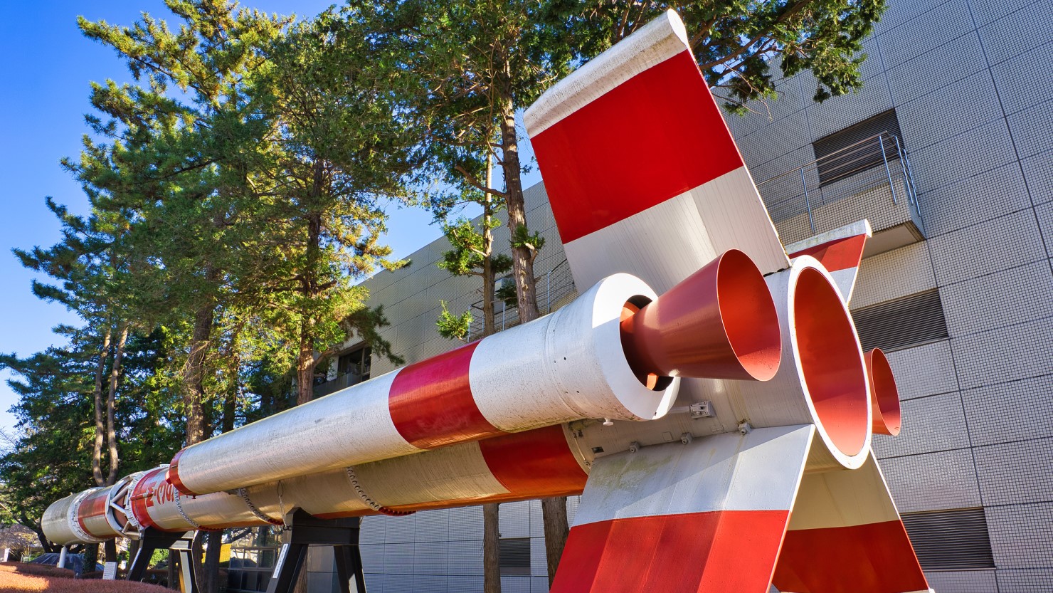 JAXA 宇宙科学研究所のロケット