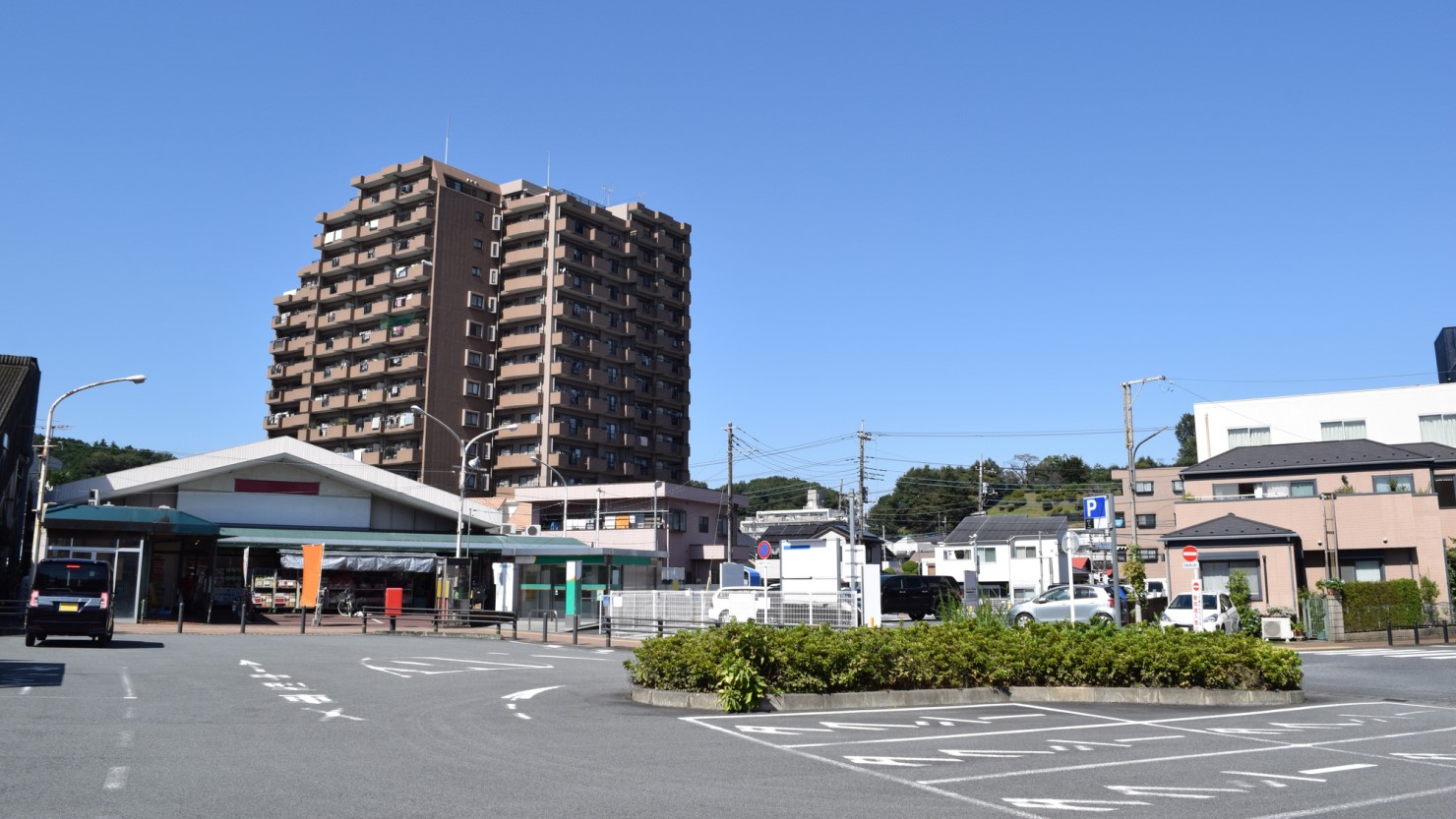 東青梅駅前