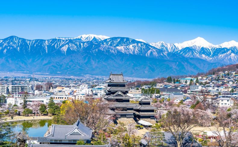長野県「松本市」の移住はどう？　アルプスの自然と住環境が整う「調和の街」を紹介