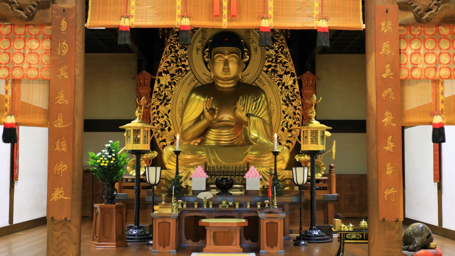 平泉中尊寺の釈迦如来像