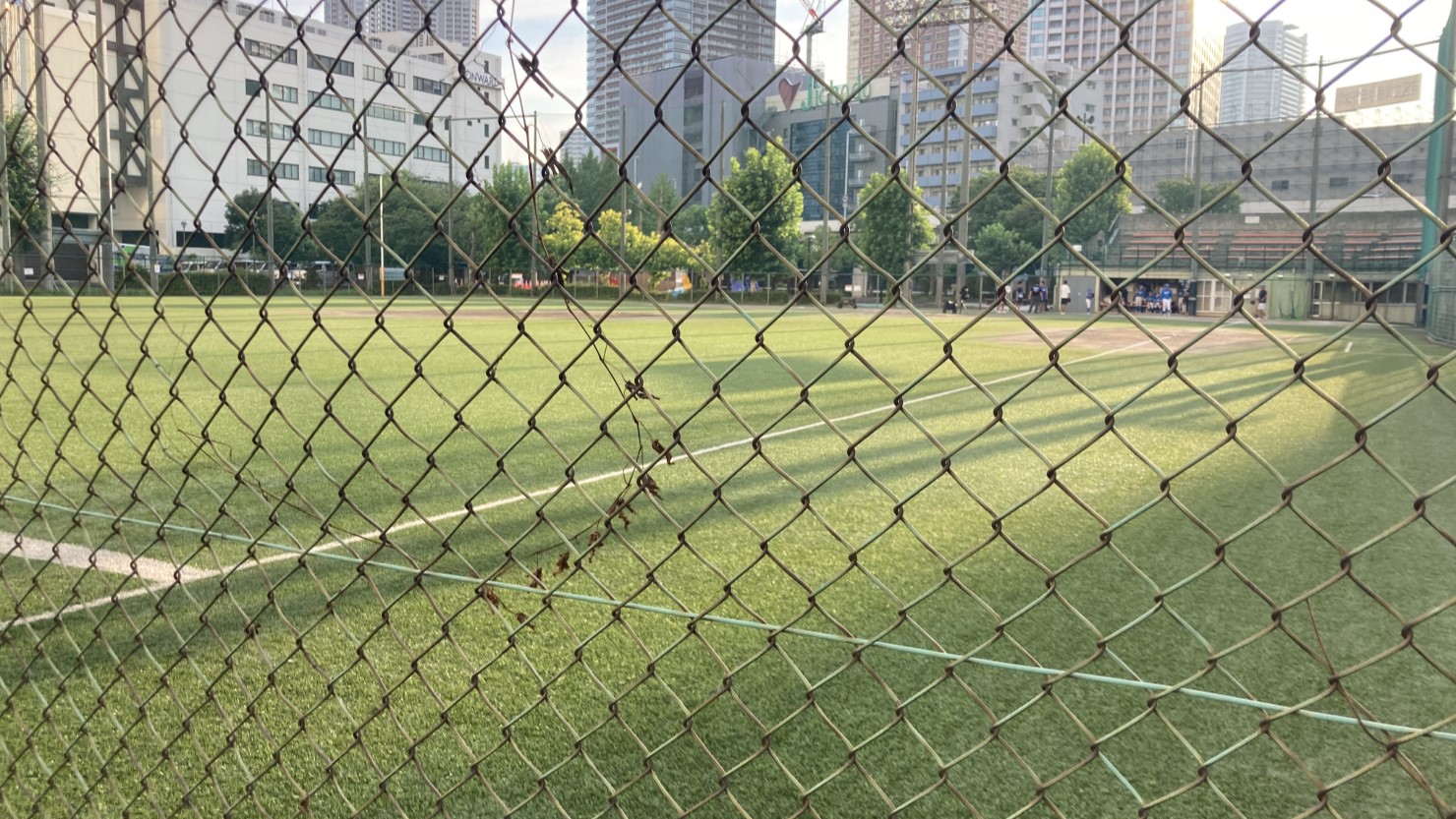 埠頭公園の運動場