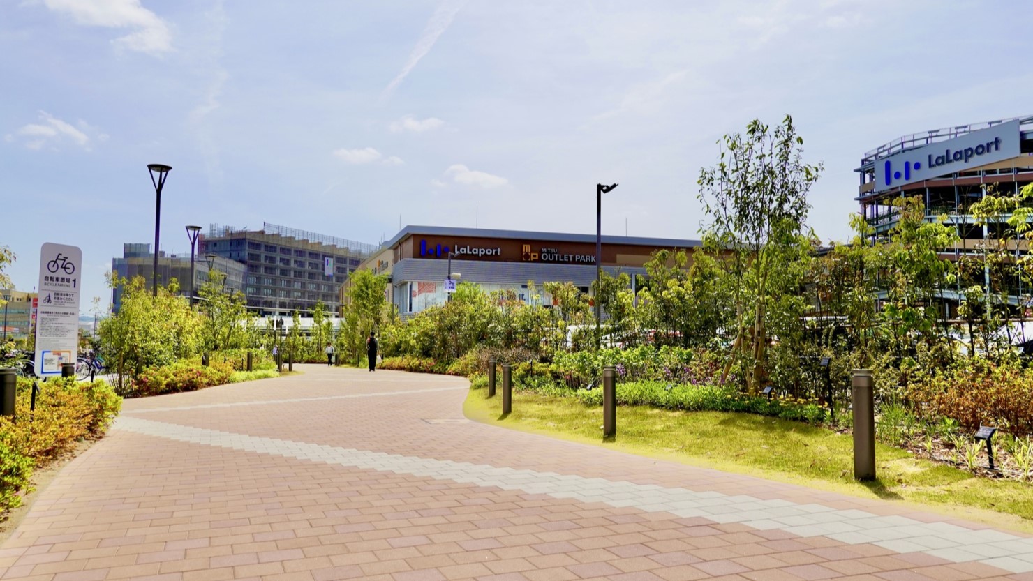 ららぽーと門真入り口